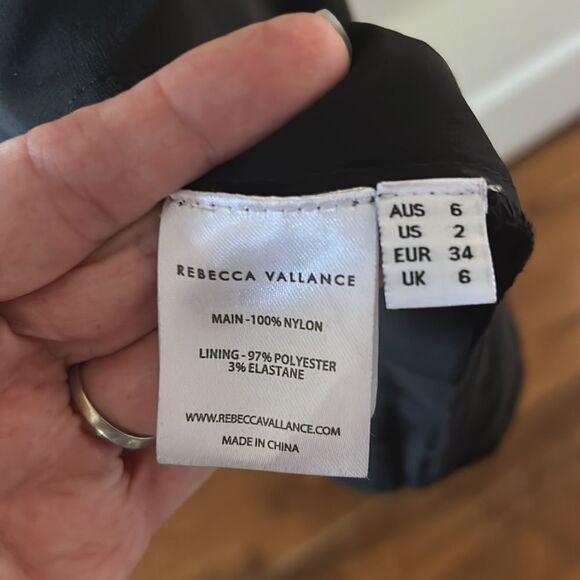 🎀 Authentic REBECCA VALLANCE NWOT Valarie glittered tulle midi 2 - Picture 10 of 15